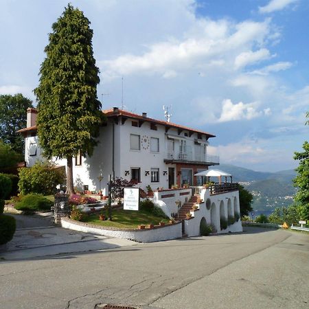 Hotel Panoramico Lago D'Orta (Adults Only) Madonna Del Sasso Luaran gambar