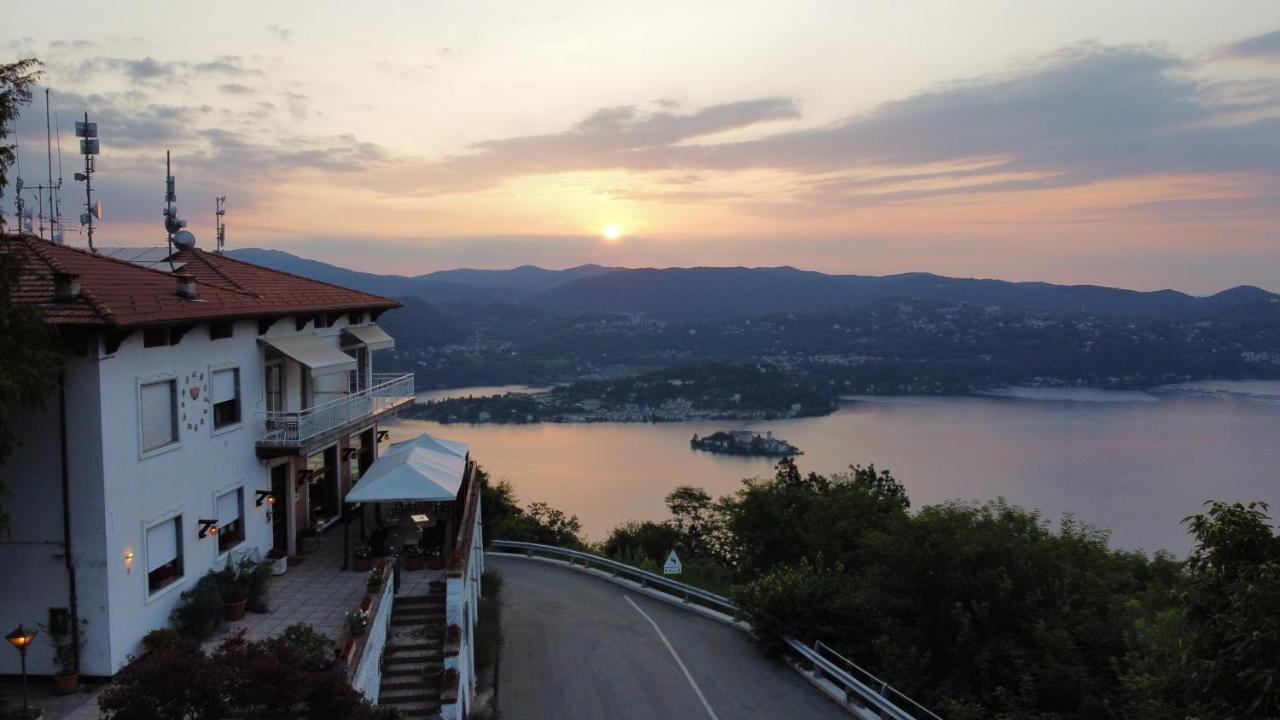 Hotel Panoramico Lago D'Orta (Adults Only) Madonna Del Sasso Luaran gambar