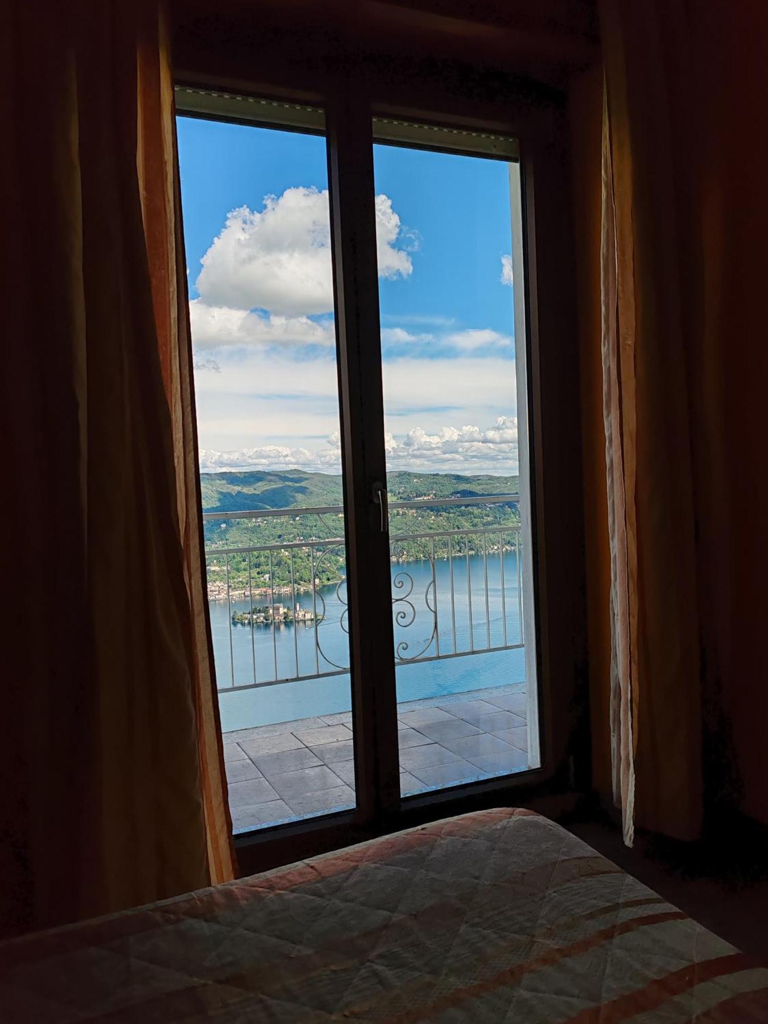 Hotel Panoramico Lago D'Orta (Adults Only) Madonna Del Sasso Luaran gambar