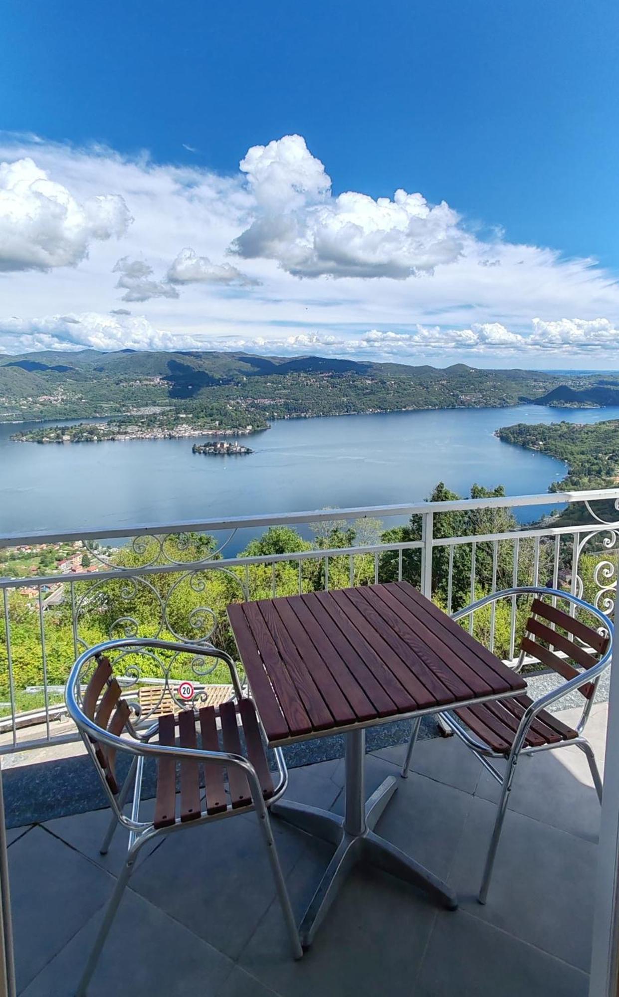 Hotel Panoramico Lago D'Orta (Adults Only) Madonna Del Sasso Luaran gambar