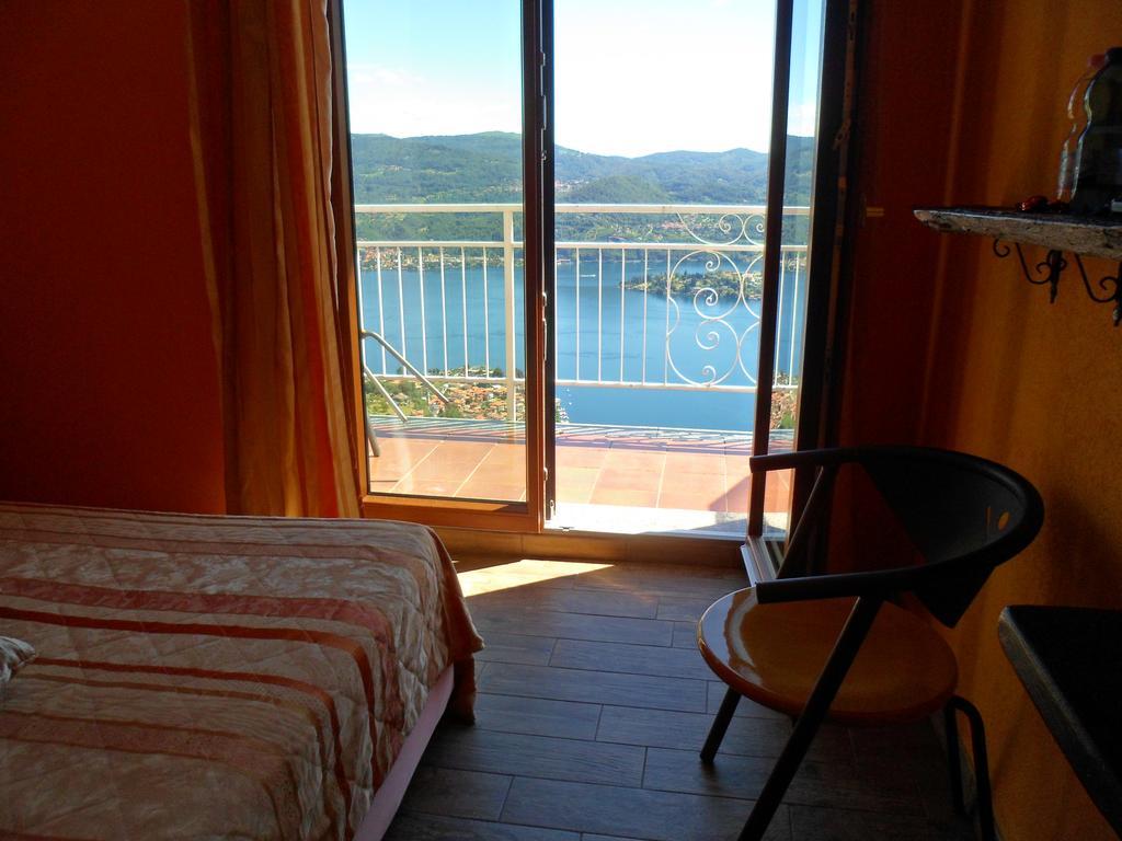 Hotel Panoramico Lago D'Orta (Adults Only) Madonna Del Sasso Luaran gambar