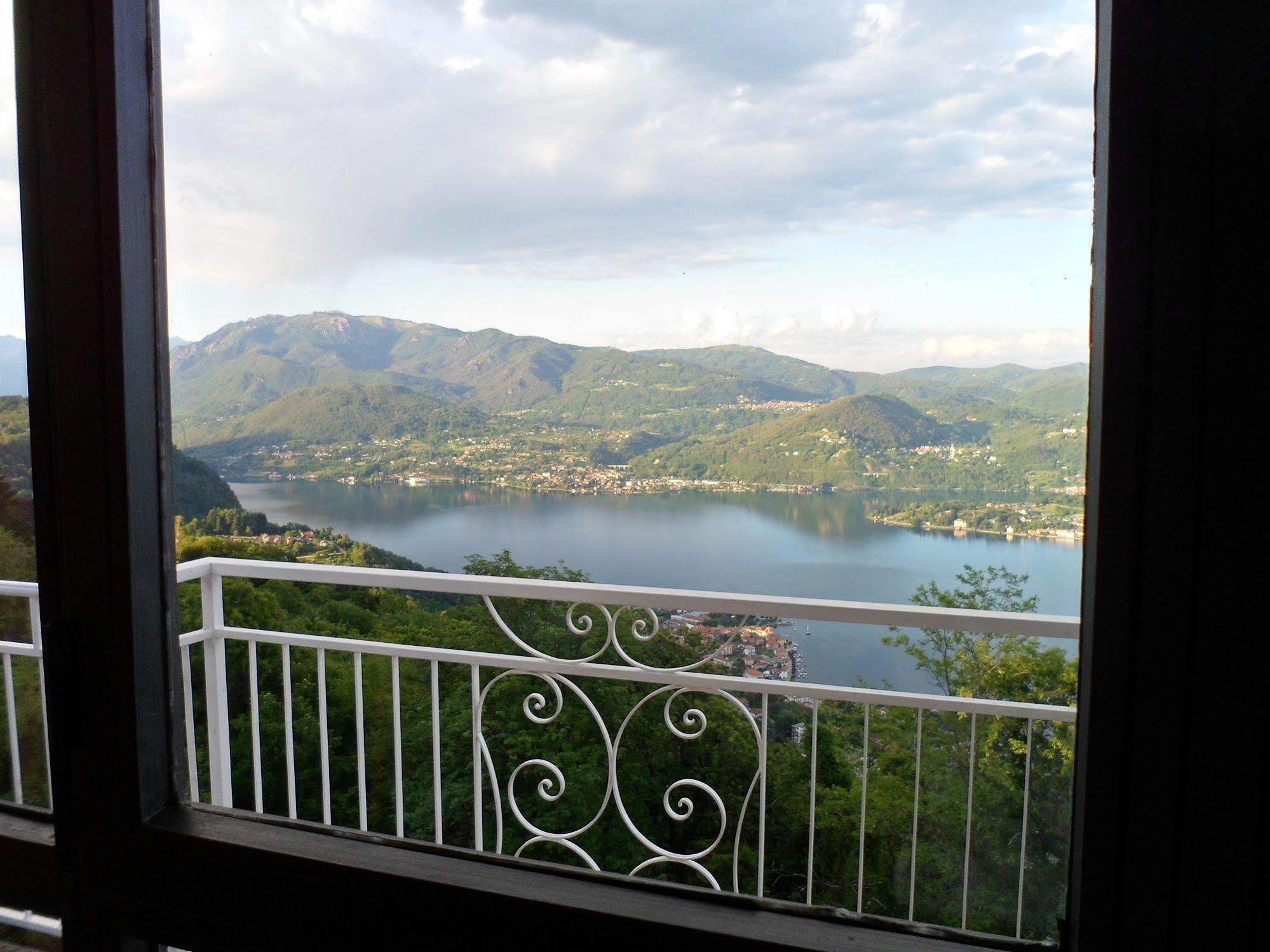 Hotel Panoramico Lago D'Orta (Adults Only) Madonna Del Sasso Luaran gambar