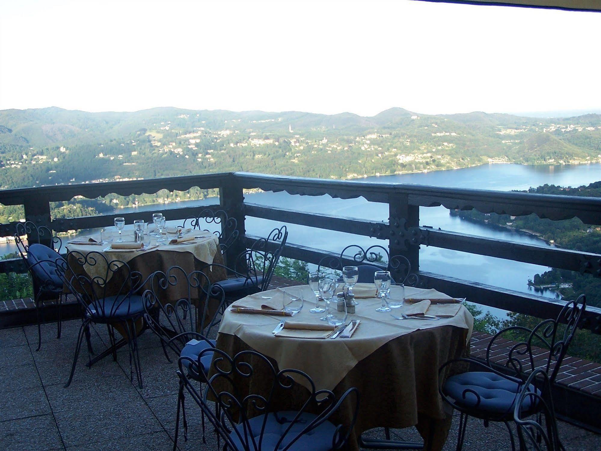 Hotel Panoramico Lago D'Orta (Adults Only) Madonna Del Sasso Luaran gambar